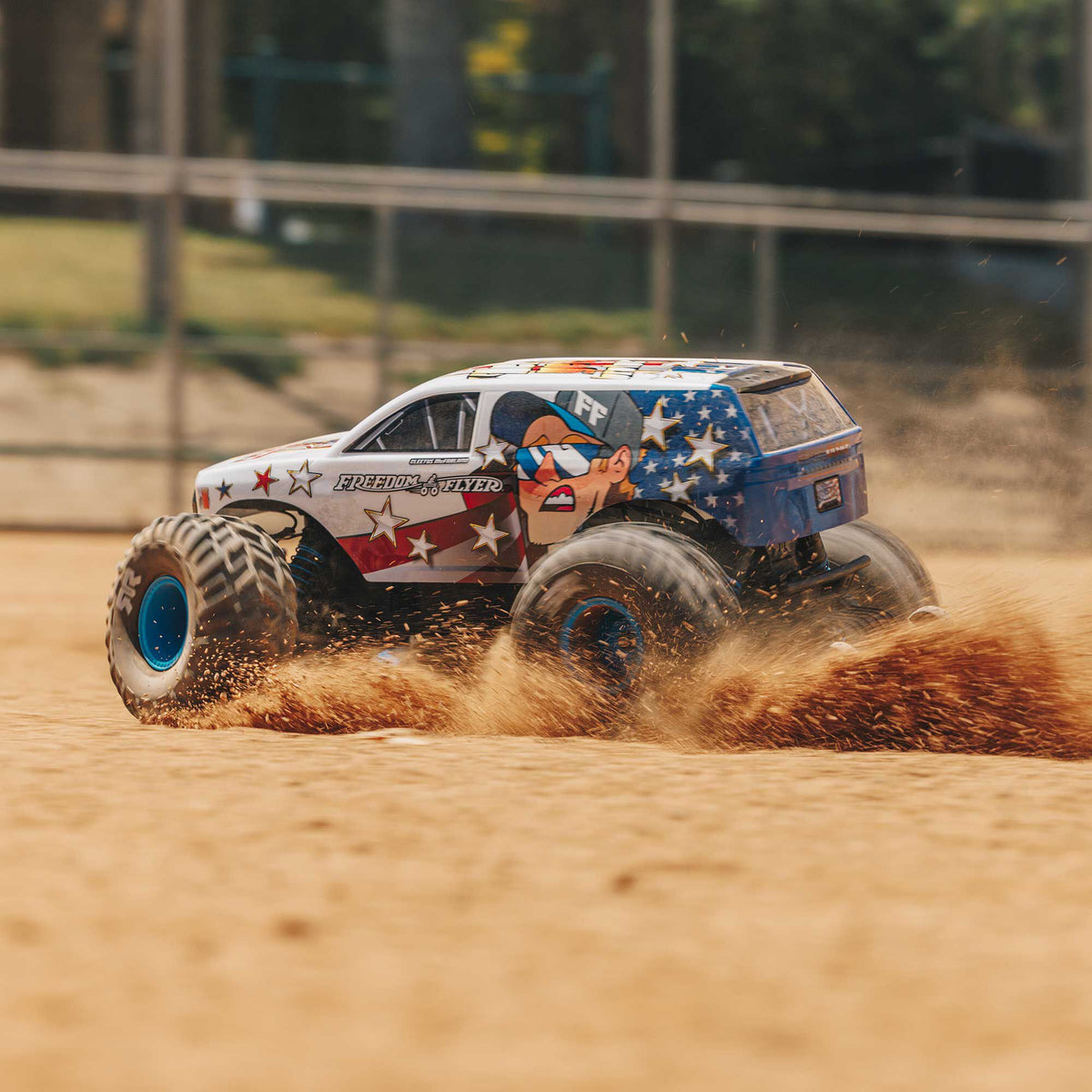 1/10 FREEDOM FLYER 223S 2WD RTR Brushless Monster Truck (Battery & Charger Included)