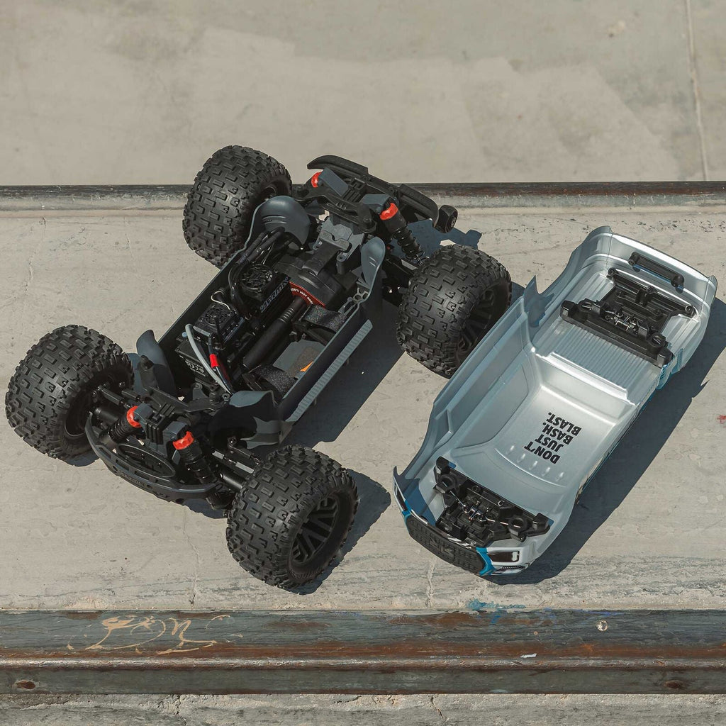 Arrma 1/10 GRANITE 223S DSC 4X4 RTR Brushless Monster Truck, Red