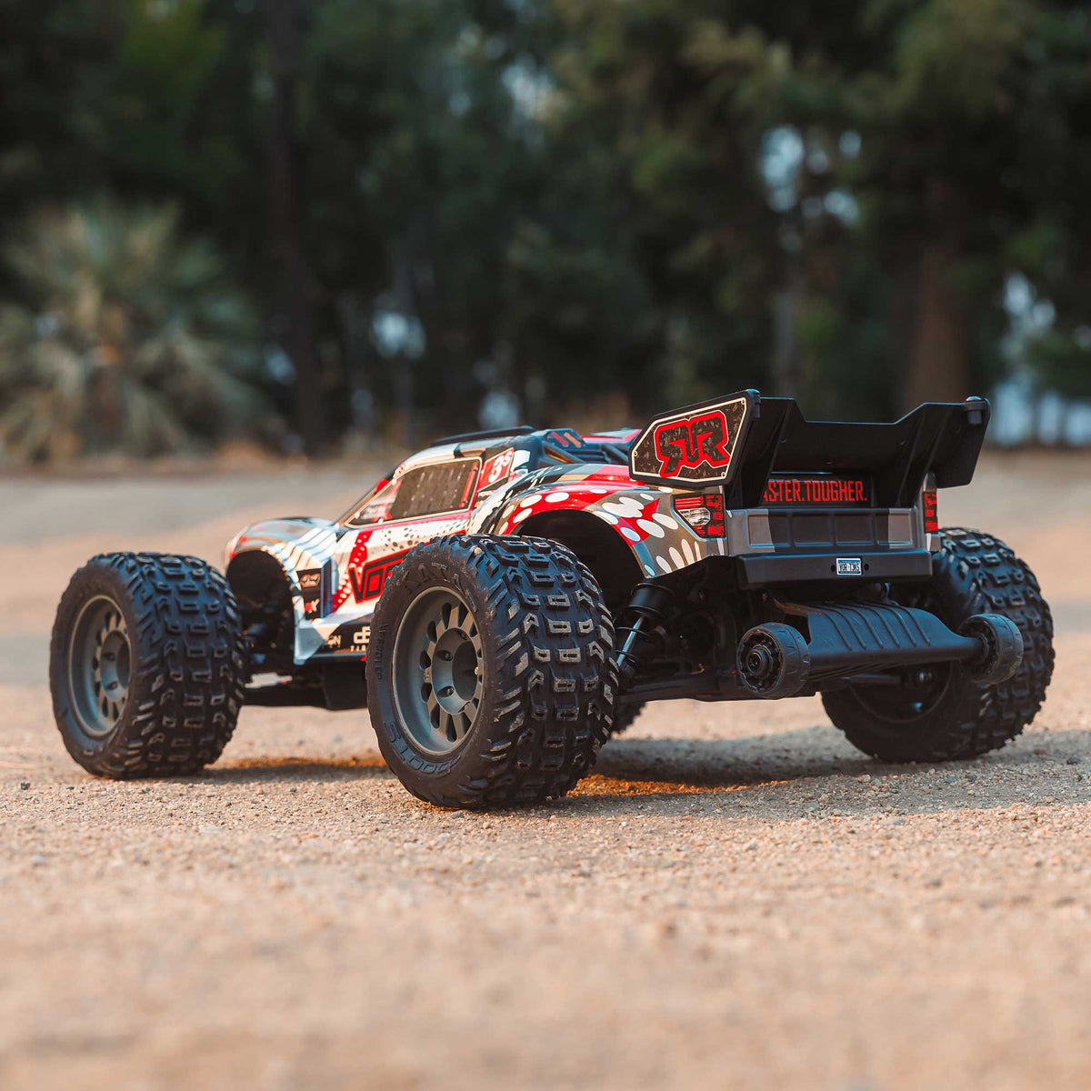 Arrma 1/10 VORTEKS 223S DSC 4X4 RTR Brushless Stadium Truck, Red
