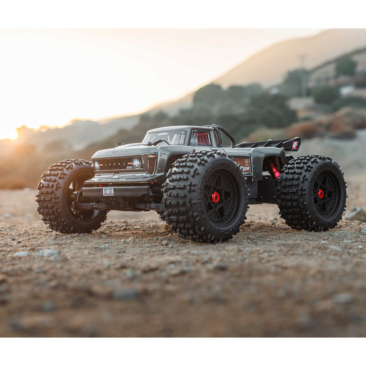 Arrma Outcast 4X4 4s Brushless 1/10TH 4WD Stunt truck  Gunmetal grey