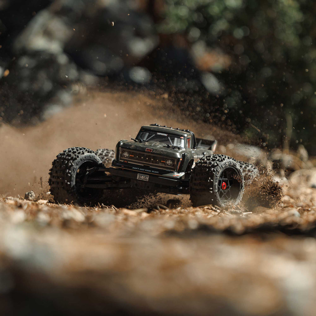 Arrma Outcast 4X4 4s Brushless 1/10TH 4WD Stunt truck  Gunmetal grey