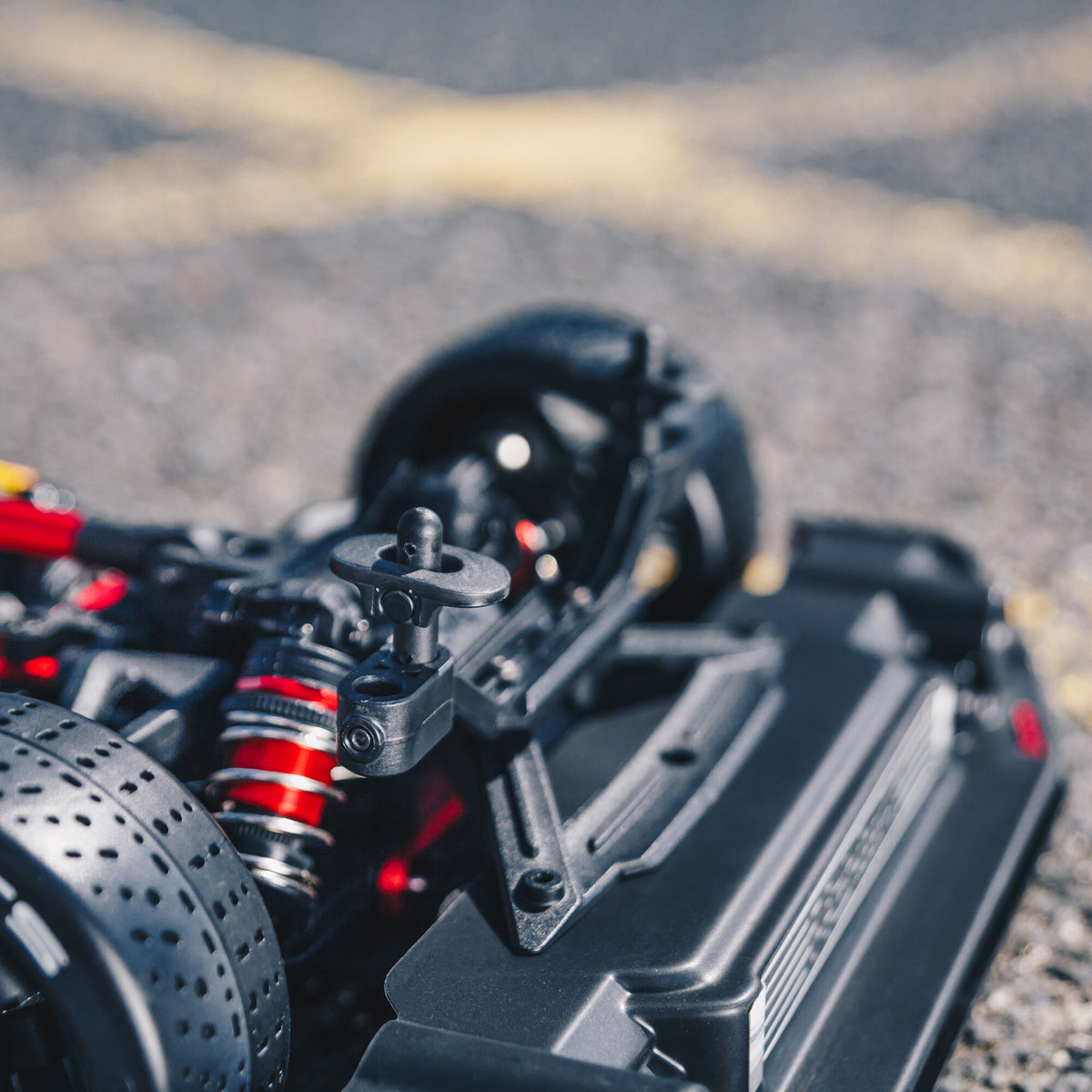 1/7 FELONY 6S AVC 4X4 RTR Brushless All-Road Street Bash, Black