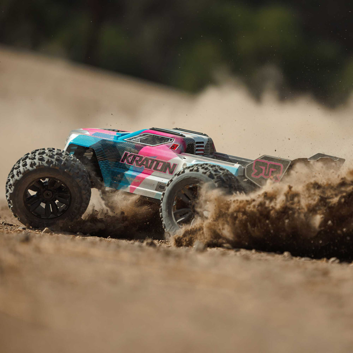 Arrma 1/8 KRATON 4X4 6S BLX BRUSHLESS V6 SPEED TRUCK RTR (Blue/Pink)