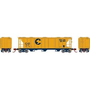 N PS-2 2893 3-Bay Covered Hopper, C&O #2052