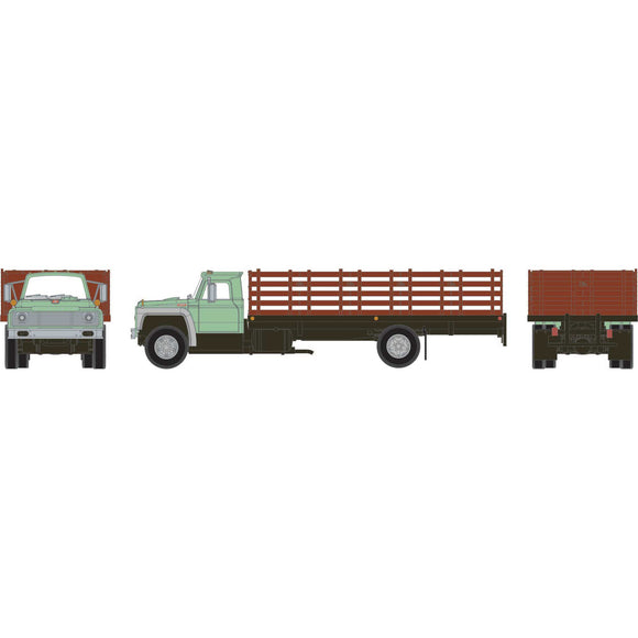 HO ATH Ford F-850 Stakebed, Primer Green