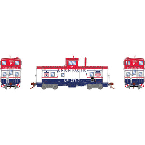 HO ICC Caboose CA-10 with Lights, UP #25717