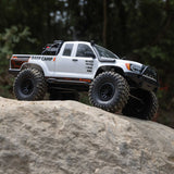 1/10 SCX10 III Base Camp 4X4 Rock Crawler Brushed RTR, White