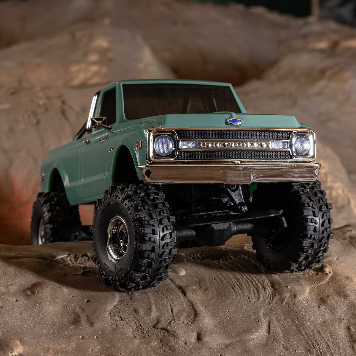 Axial 1/30 SCX30 Chevrolet K10 4X4 RTR Brushed Rock Crawler (Battery & Charger Included), Green