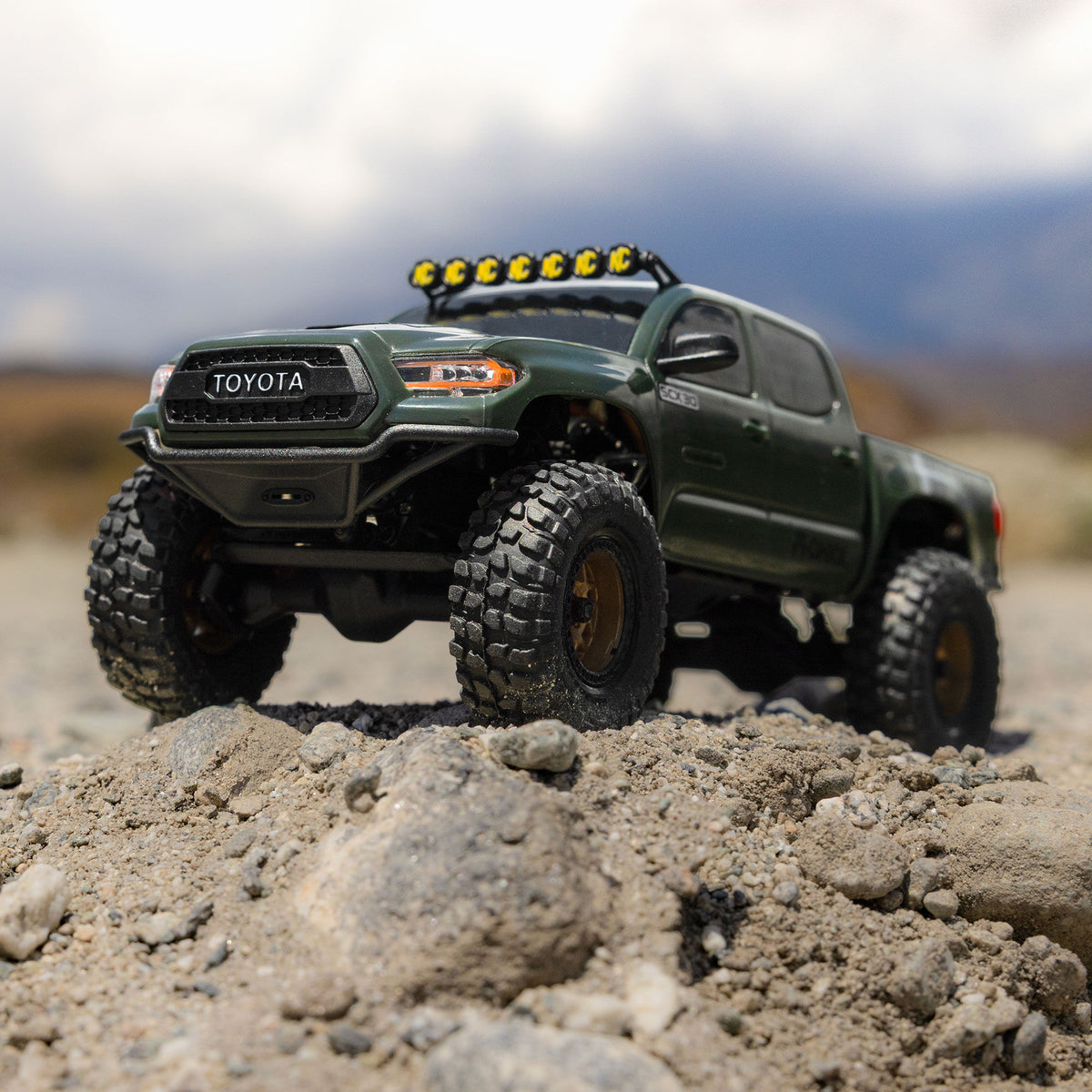 1/30 SCX30 Toyota Tacoma TRD Pro Extreme Off-Road 4X4 RTR Brushed Rock Crawler (Battery & Charger Included), Green