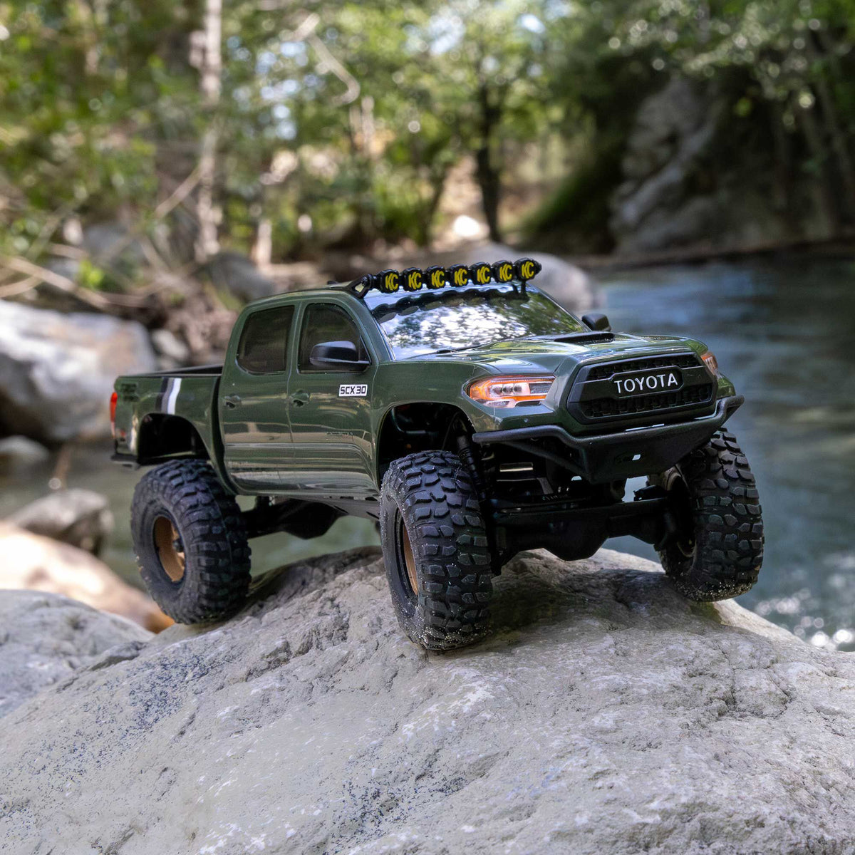 1/30 SCX30 Toyota Tacoma TRD Pro Extreme Off-Road 4X4 RTR Brushed Rock Crawler (Battery & Charger Included), Green