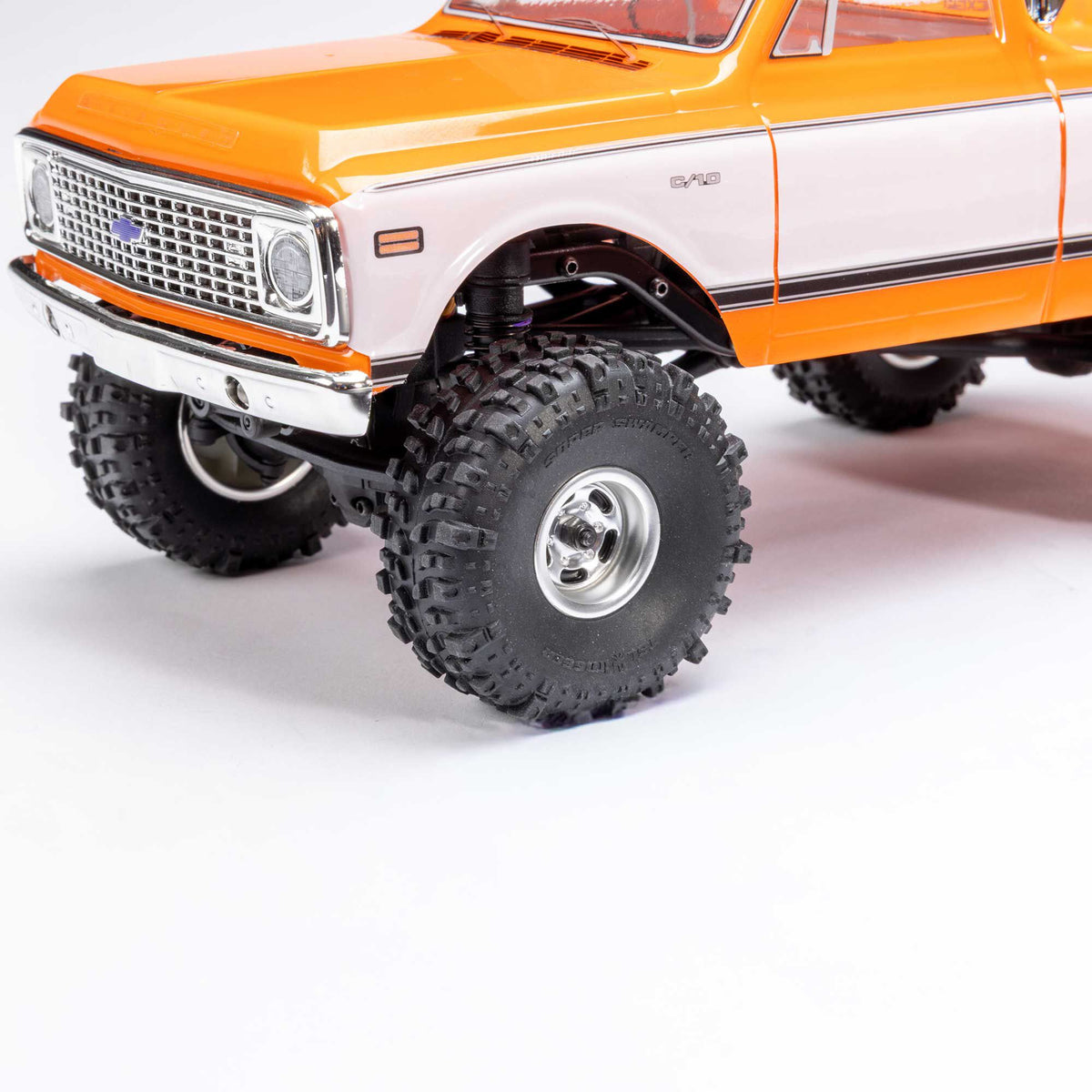 1/24 SCX24 1967-1972 Chevrolet C10 4WD Truck RTR, Orange