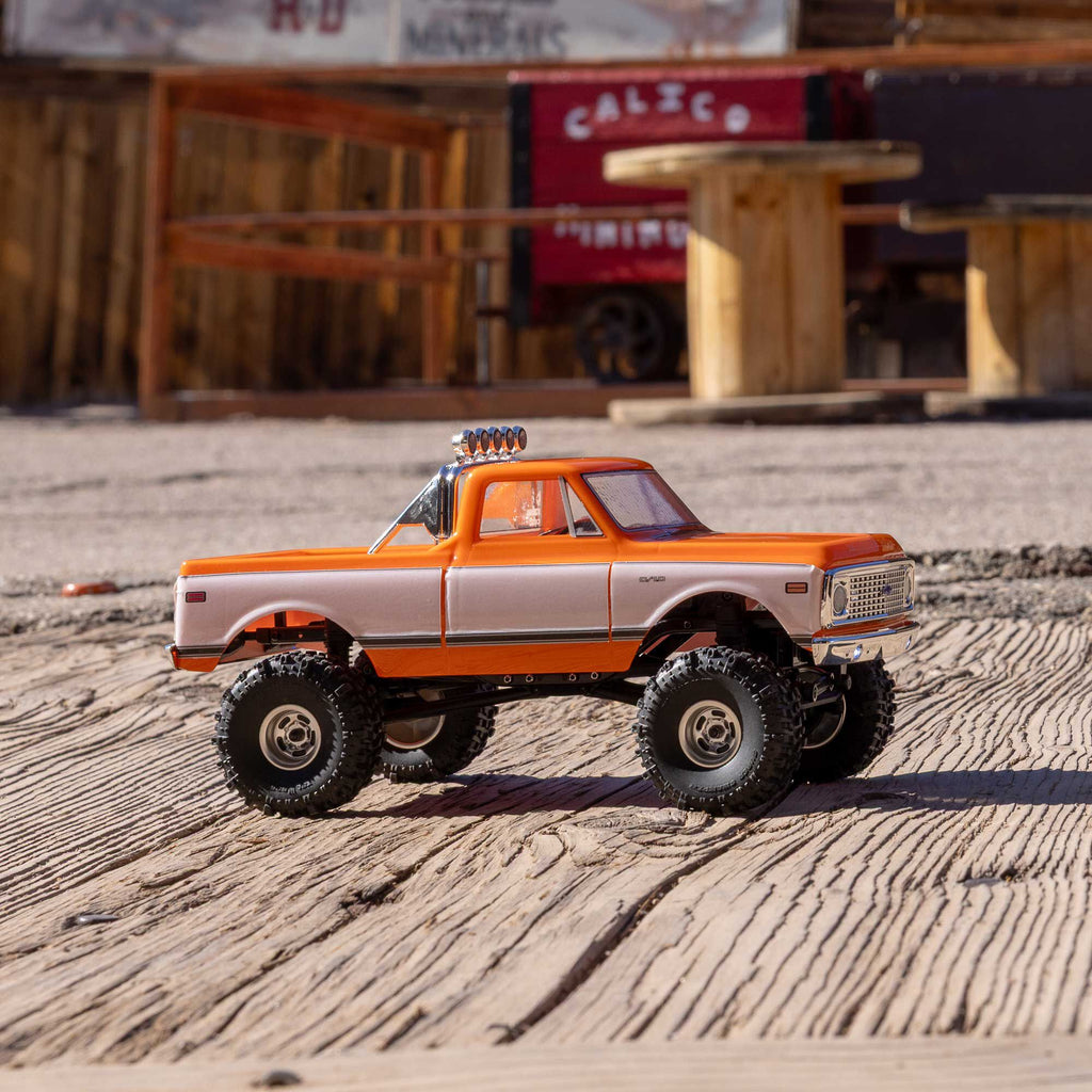 1/24 SCX24 1967-1972 Chevrolet C10 4WD Truck RTR, Orange