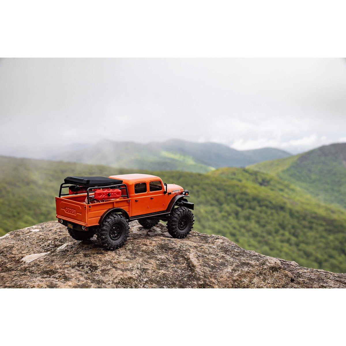 Axial SCX24 40's 4 Door Dodge Power Wagon, Orange:1/24 4WD-RTR