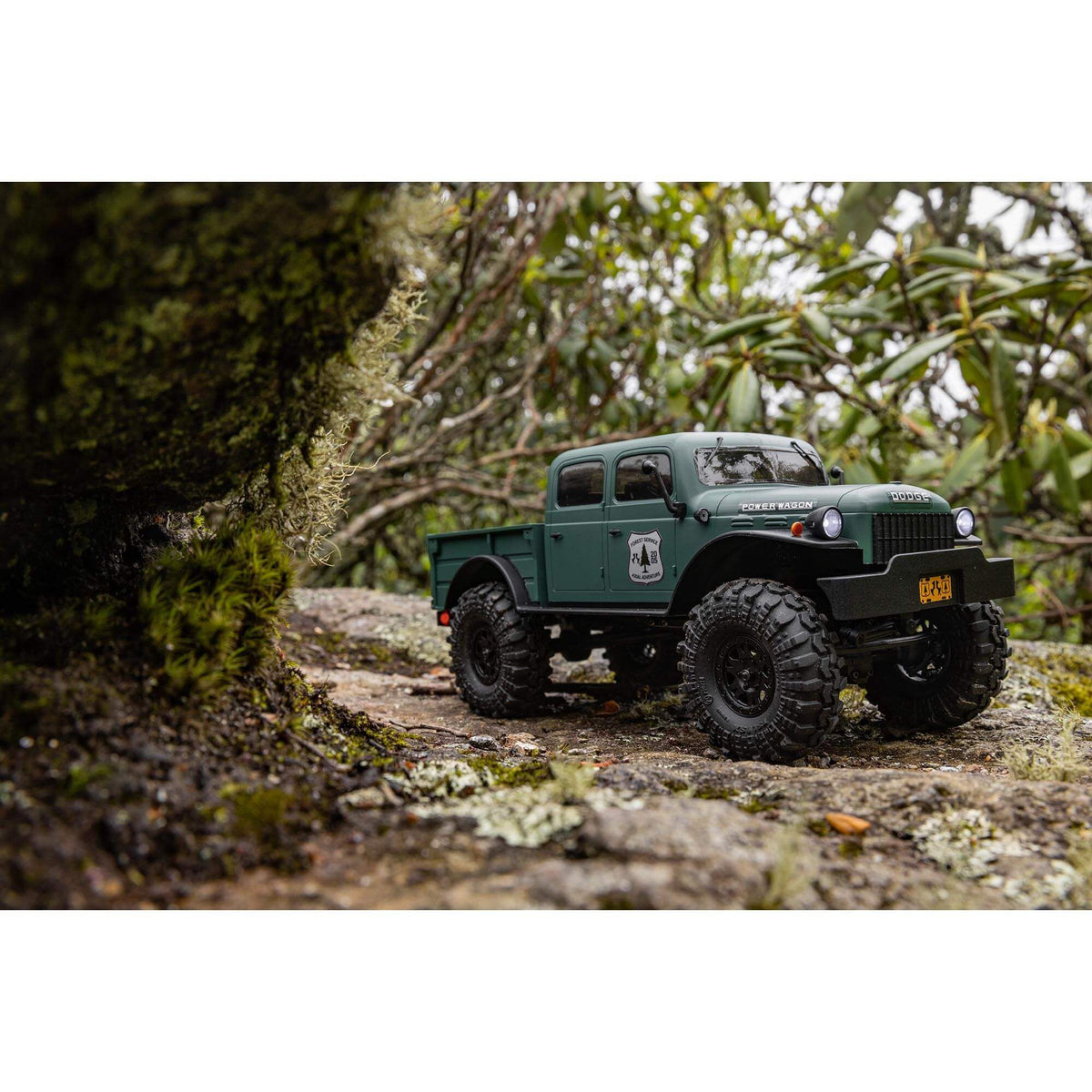 Axial SCX24 40's 4 Door Dodge Power Wagon, Green: 1/24 4WD-RTR