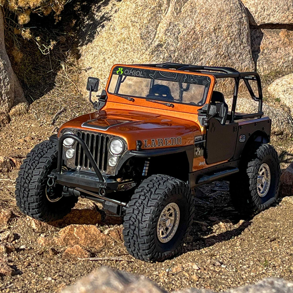 Axial 1/10 SCX10 III Jeep CJ-7 4X4 RTR Brushed Rock Crawler, Copper
