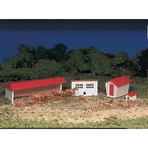 HO Snap KIT Farm Building with Animals