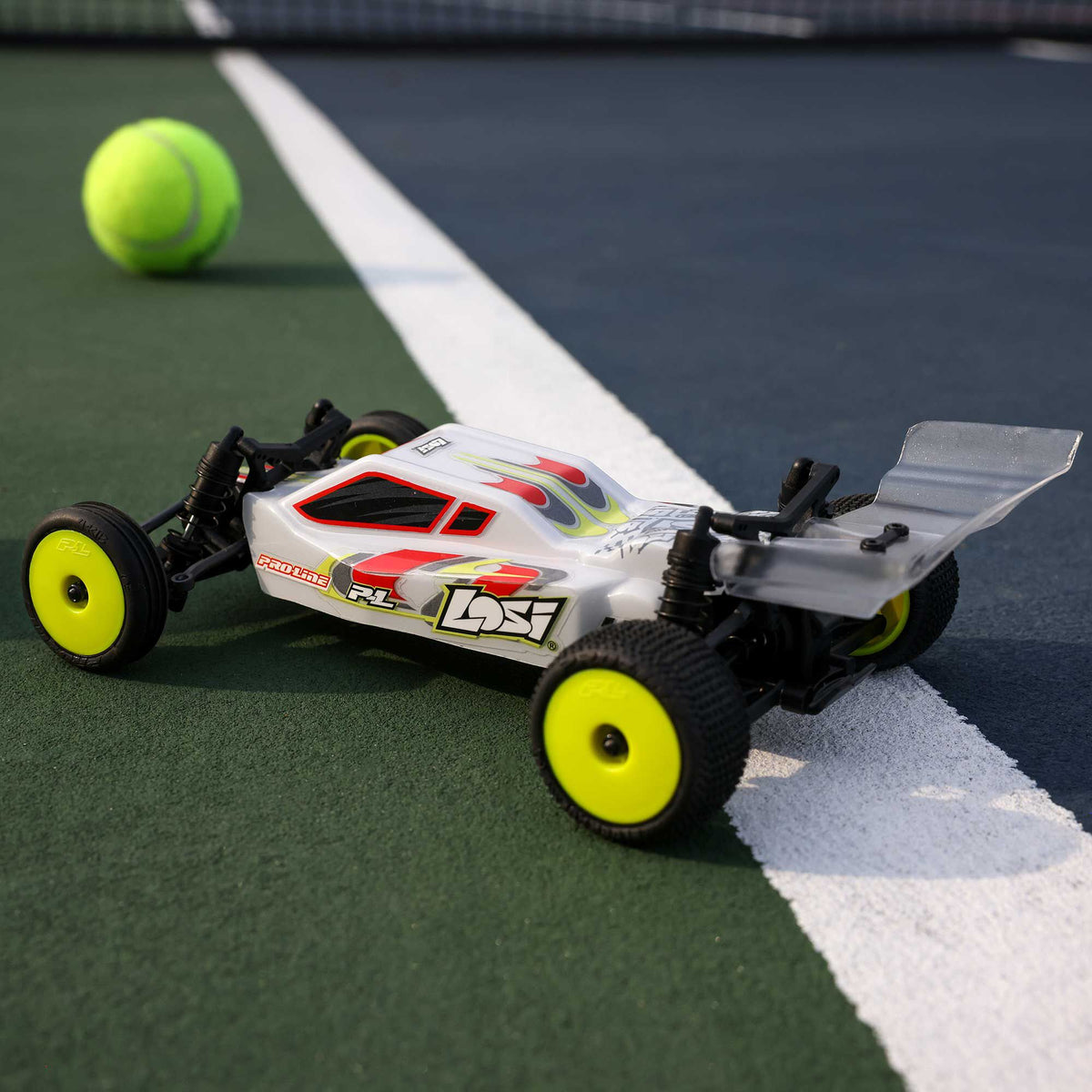 Losi Micro-B 2WD Buggy White RTR