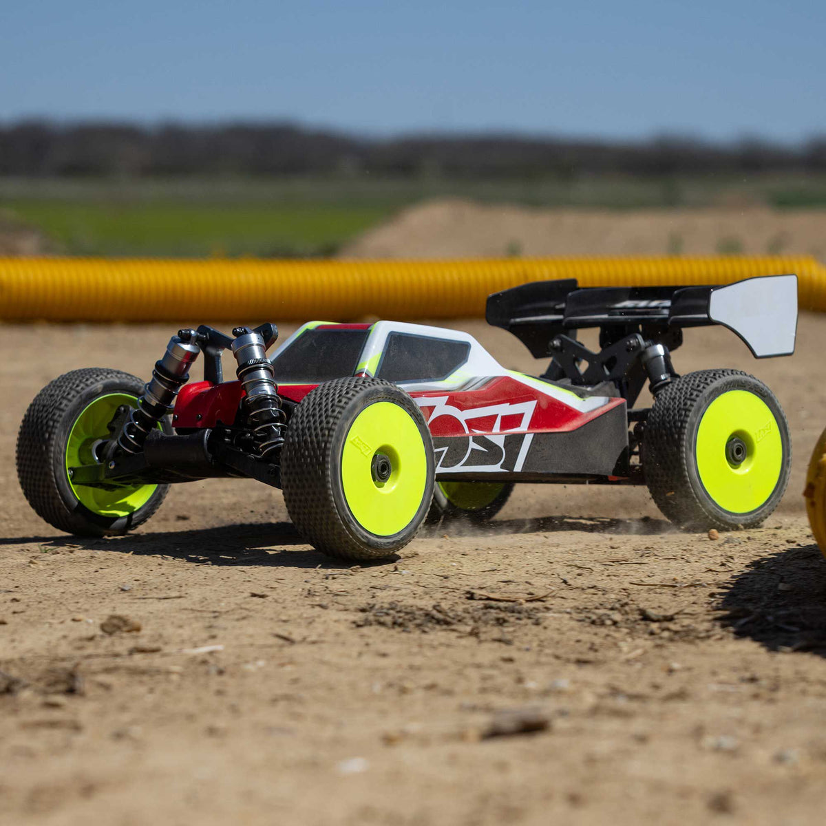 Losi 1/8 8IGHT-XE 4S 4X4 RTR Brushless Race Buggy, Clear