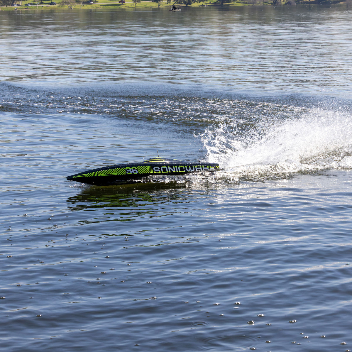 Sonicwake 36" V3 Self-Righting V-Hull Boat RTR, Black