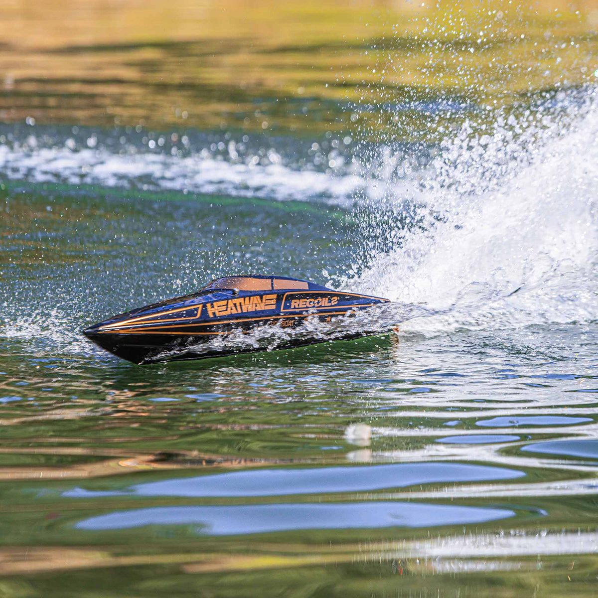 Recoil 2 V2 26" Self-Righting Brushless Deep-V RTR, Heat Wave Visual