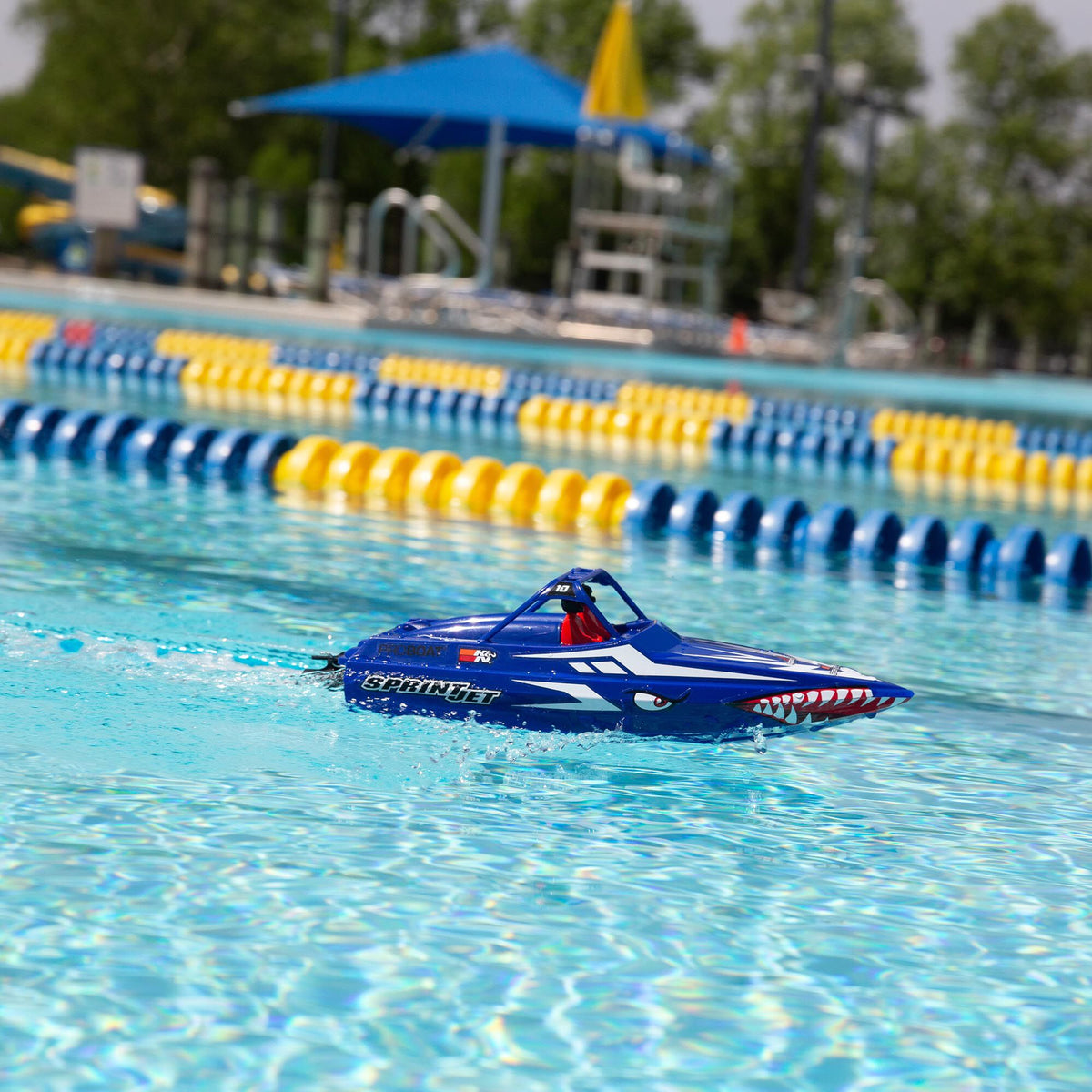 Sprintjet 9" Self-Righting Deep-V Jet Boat Brushed RTR, Blue