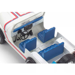 Revell 1/24 1977 Jeep CJ7 2-IN-1 Plastic Model KiT