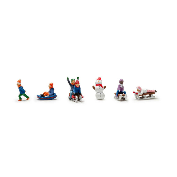 HO Children Sledding