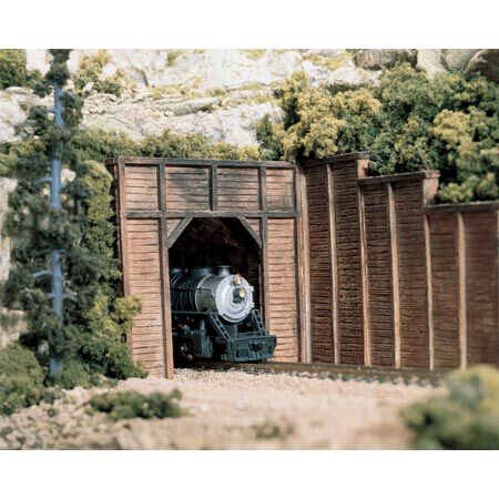 HO Single Tunnel Portal, Timber