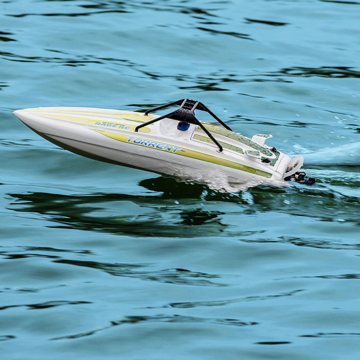 Rage R/C - Torrent 450BL RTR Jet Boat, Green