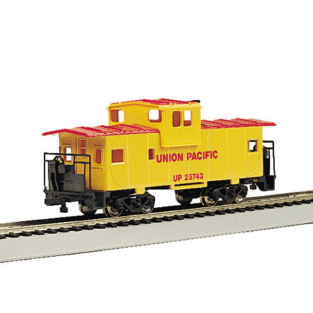 HO 36' Wide Vision Caboose, UP